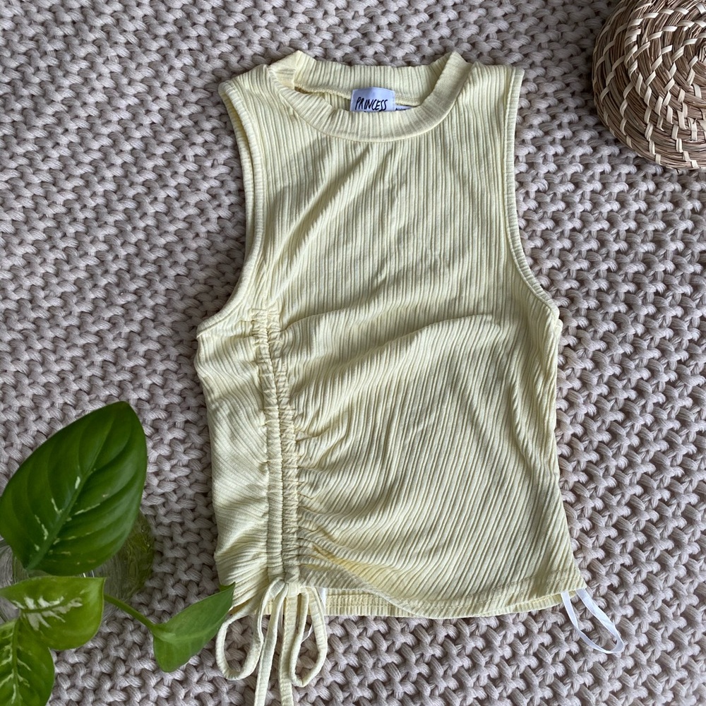 Princess polly ribbed light yellow top